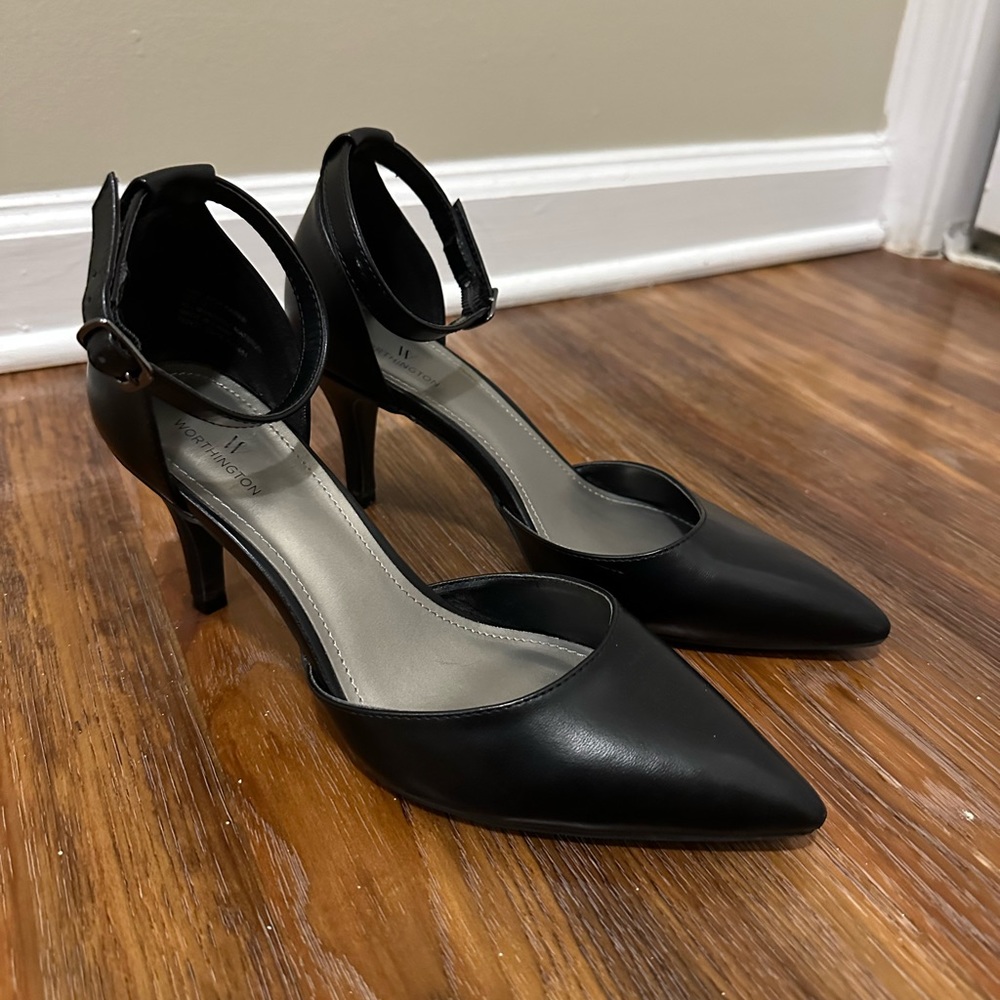 Worthington 8.5 Business Heels
